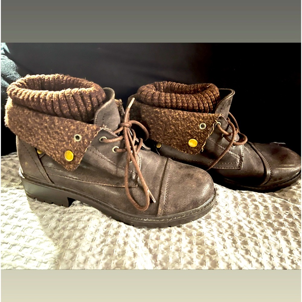 Brown Bamboo Booties